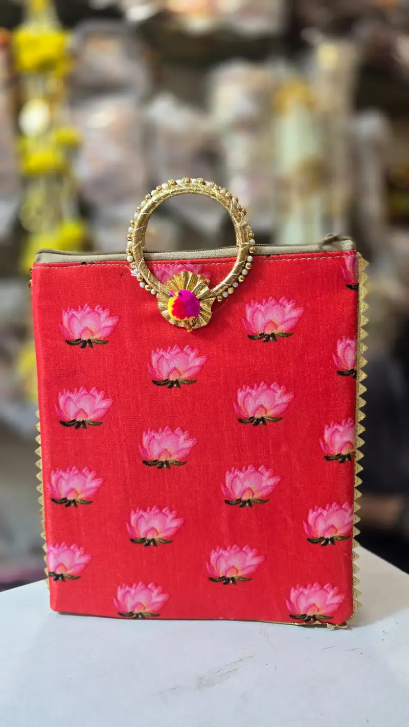 Gift Items and Gift Collection - Image 12 in Junagadh